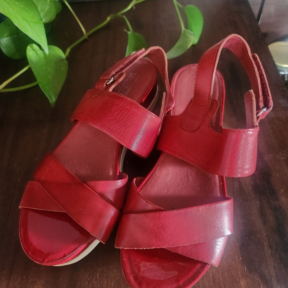 PIKOLINOS Vibrant Red Leather Sandals